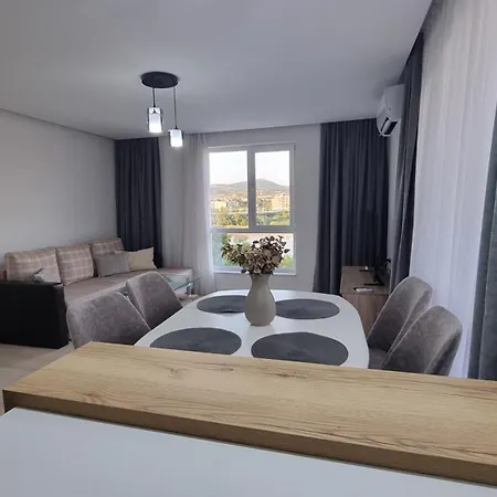 Riverside Panorama Апартаменты *